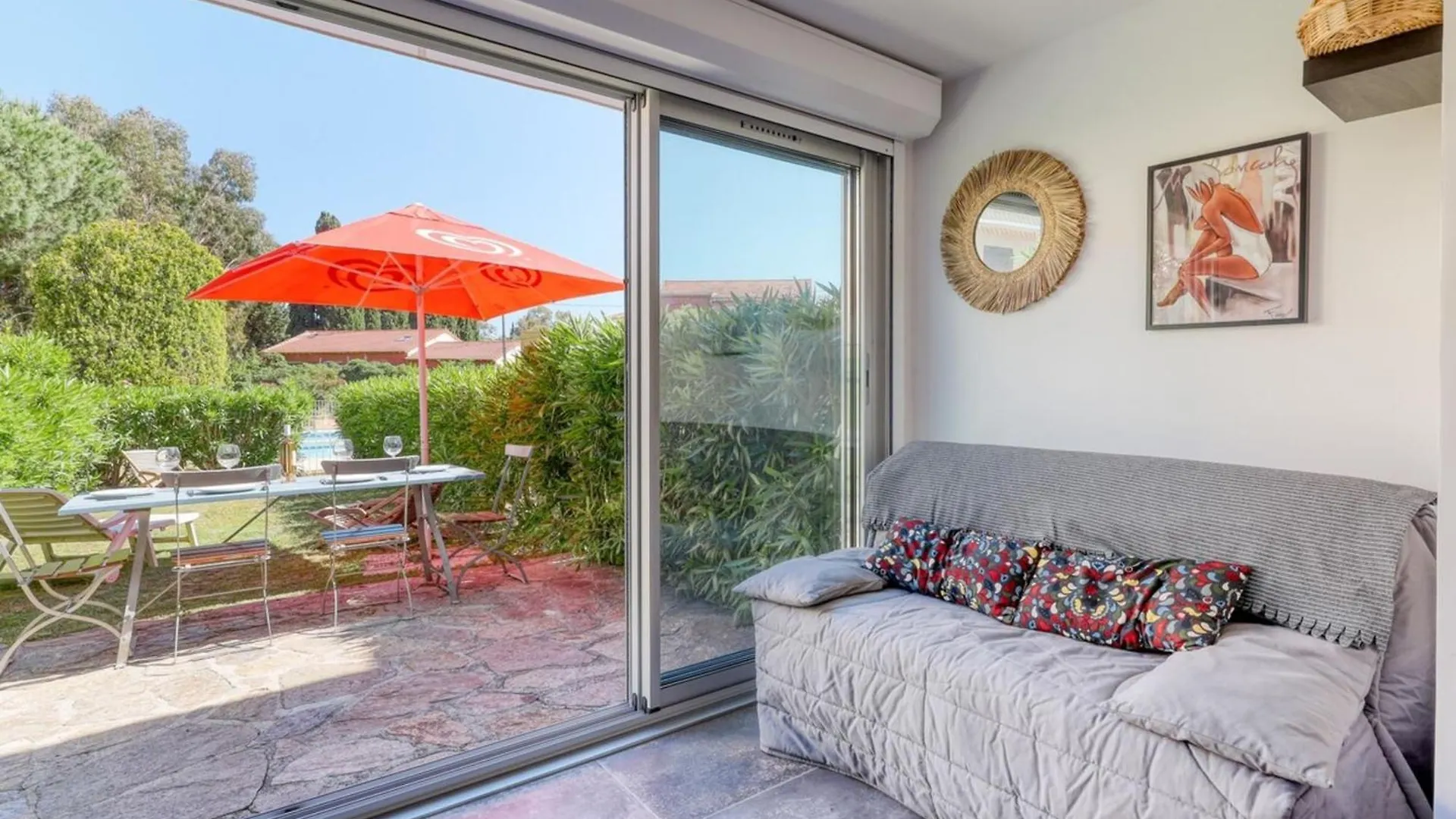 Apartment Magnificent Newly Renovated Close To Beach & Swimming Pool Le Lavandou