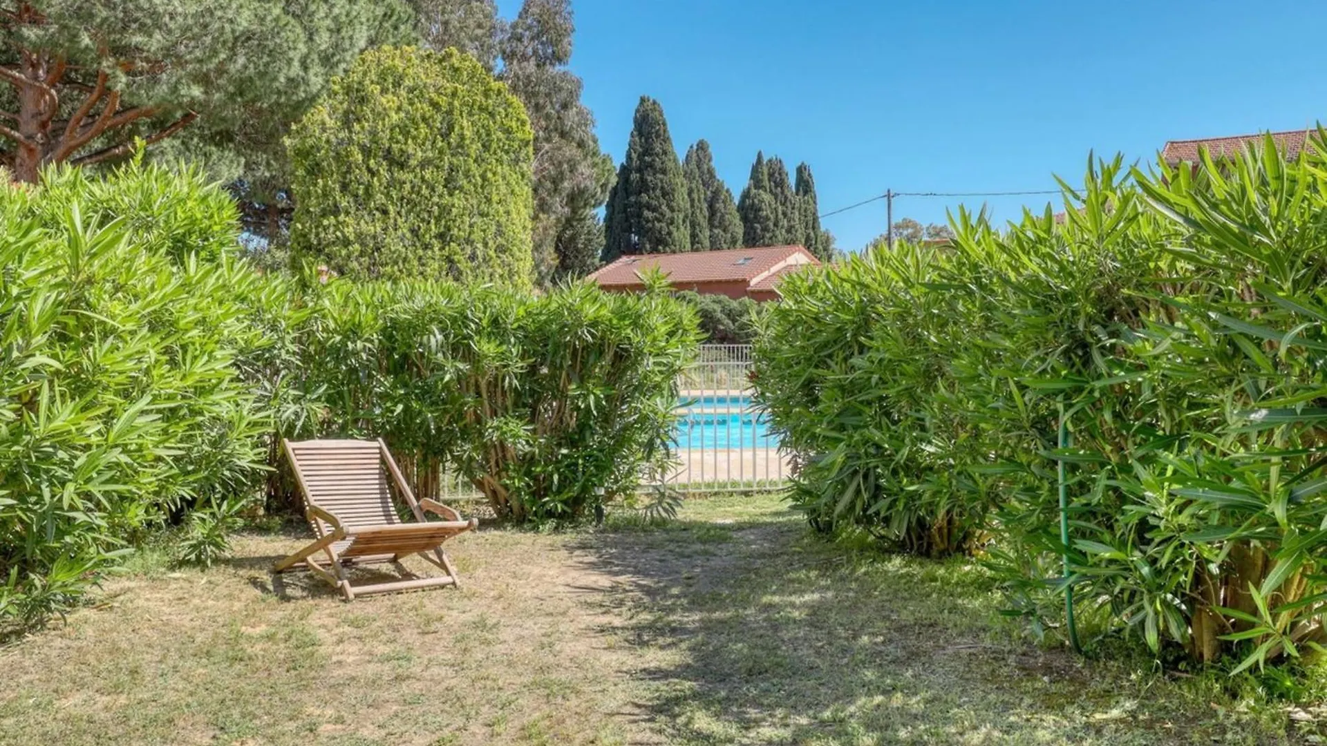 Magnificent Newly Renovated Close To Beach & Swimming Pool Le Lavandou Apartment