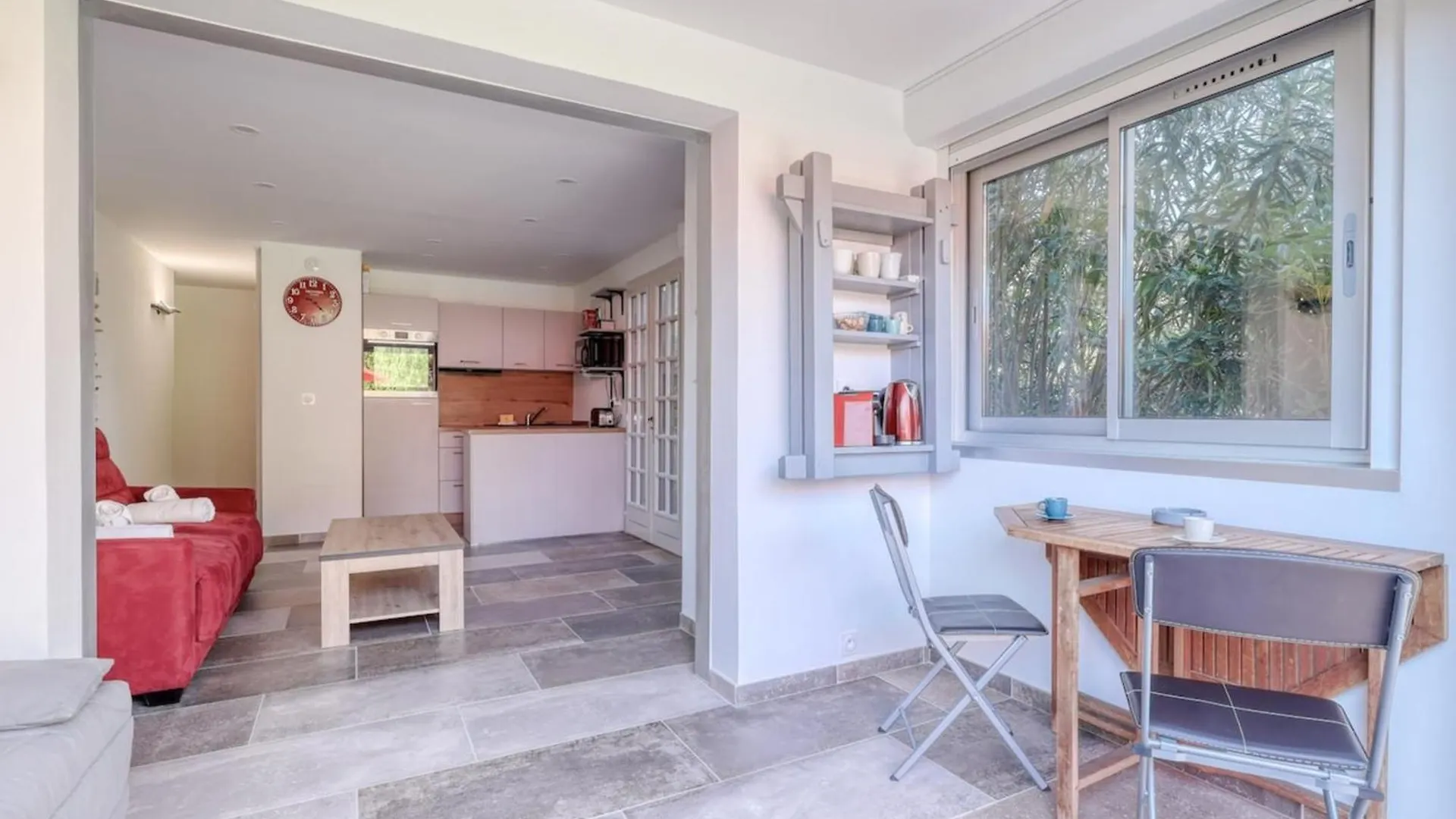 Magnificent Newly Renovated Close To Beach & Swimming Pool Le Lavandou 0*,  France
